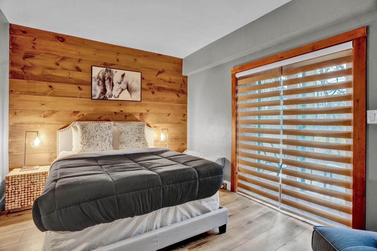 Chimney Hill Estate Inn Ламбертвилл Экстерьер фото