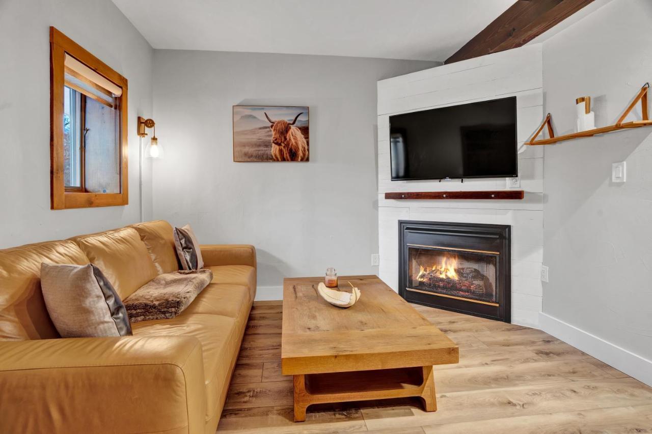 Chimney Hill Estate Inn Ламбертвилл Экстерьер фото