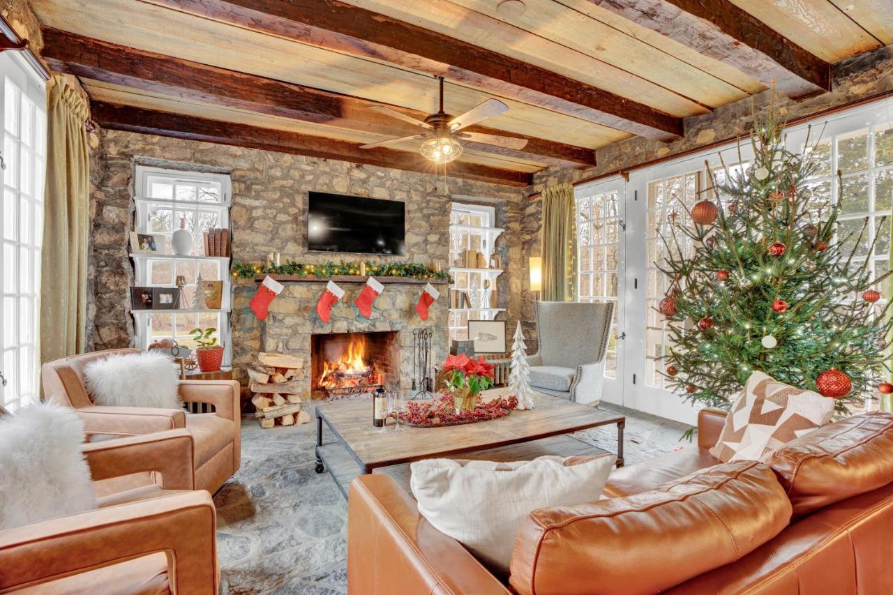 Chimney Hill Estate Inn Ламбертвилл Экстерьер фото